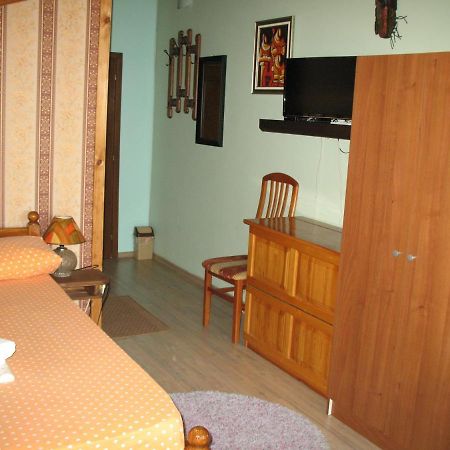 Guest House Slivek ภายนอก รูปภาพ