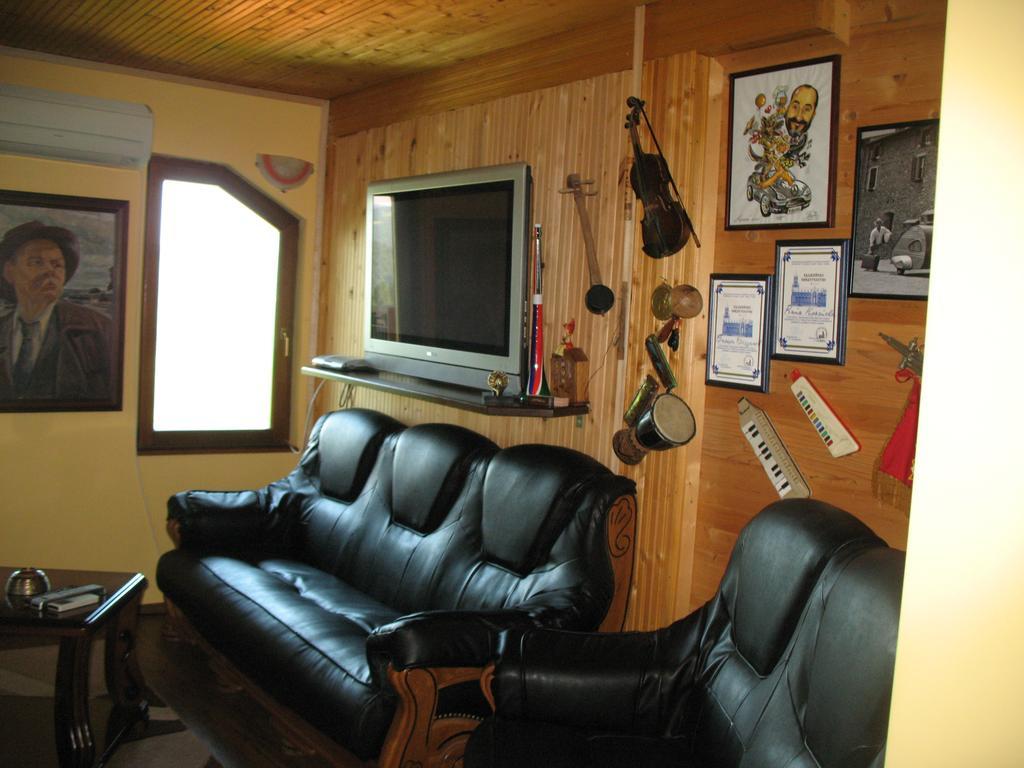 Guest House Slivek ภายนอก รูปภาพ
