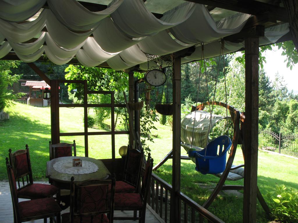 Guest House Slivek ภายนอก รูปภาพ